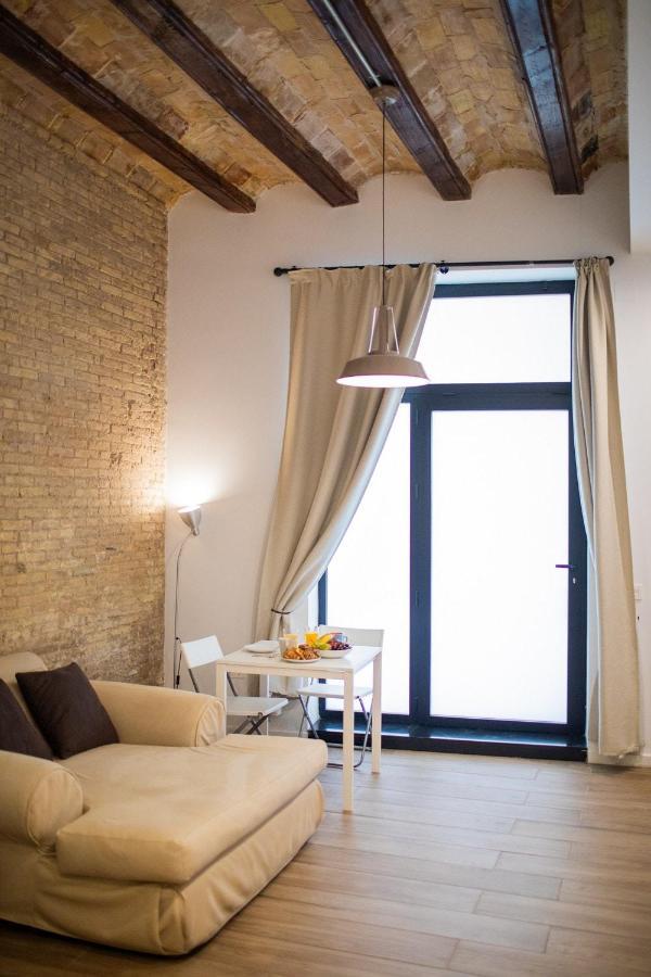 Florit Flats - Cozy Loft By The Central Market Valencia Exterior photo